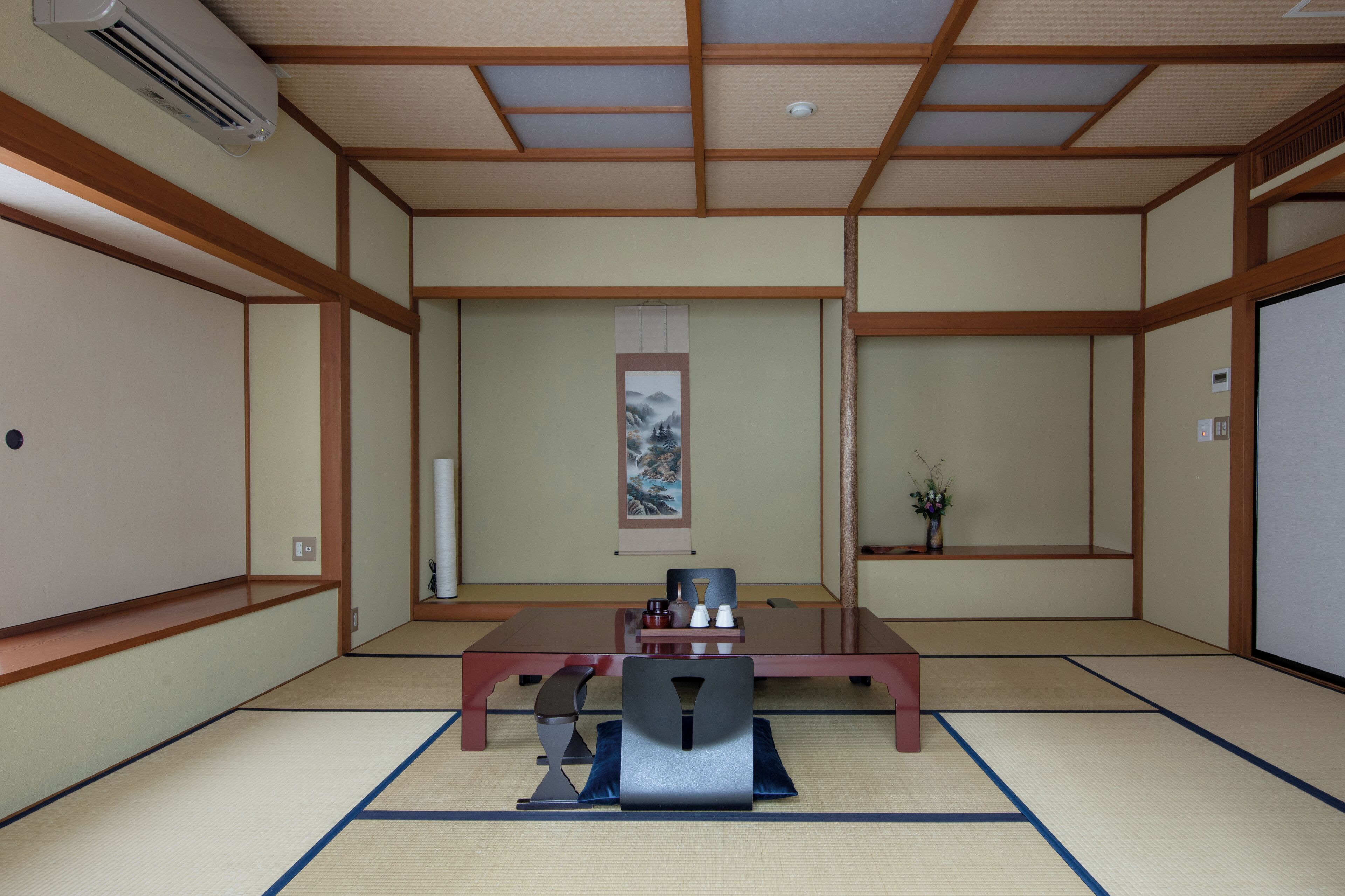 Japanese-Style Quadruple Room with External Bath - Kentoku, Non-smoking | In-room safe, blackout drapes