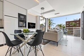 Outdoor dining - Boutique Apartment in Torremolinos (Torremolinos)