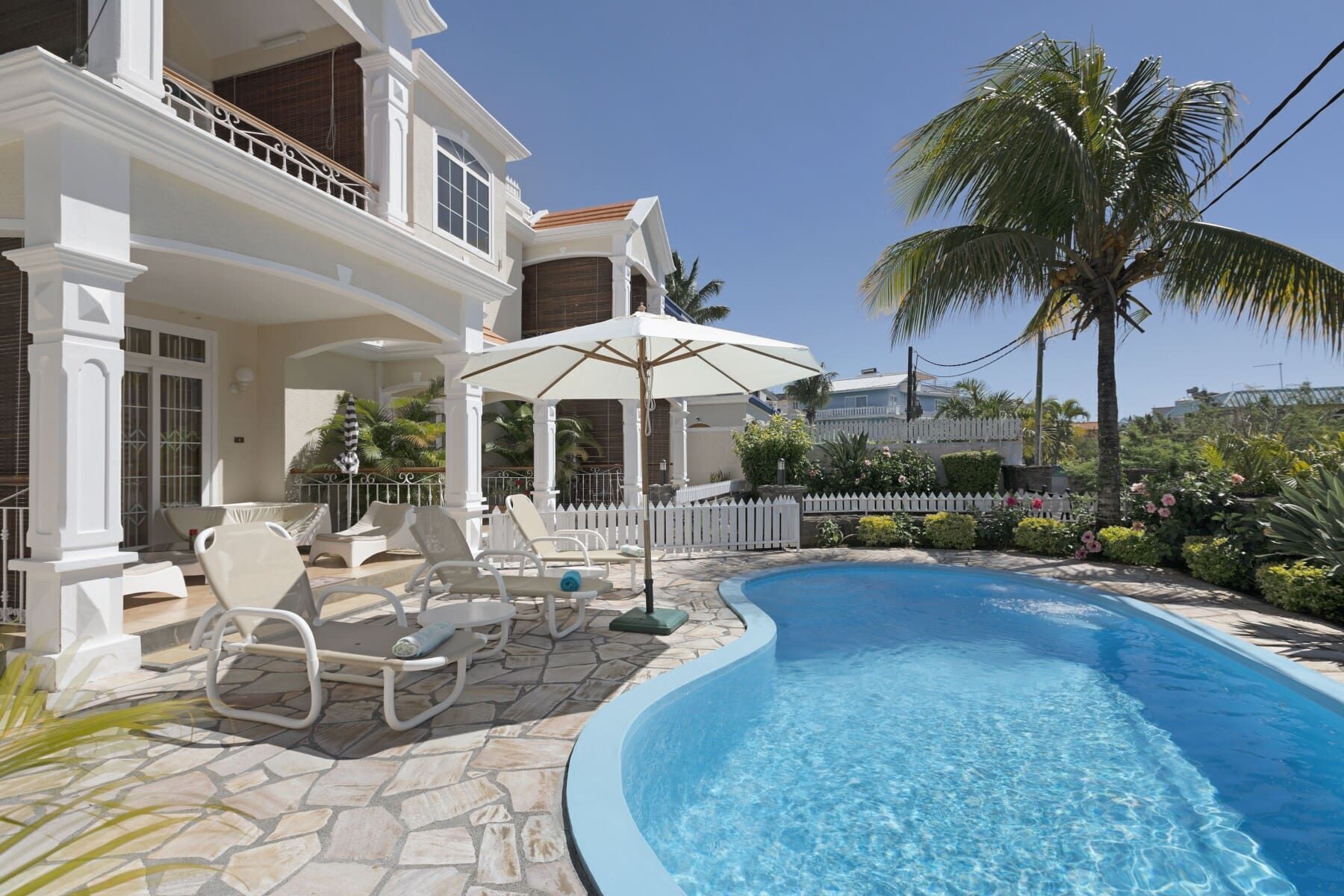 Apartment (2 Bedrooms) | Front of property