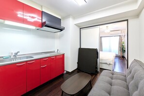 1 bedroom, iron/ironing board, WiFi