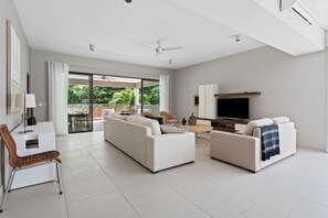 Apartment (3 Bedrooms) | Interior - Element Bay 5 (Cap Malheureux)