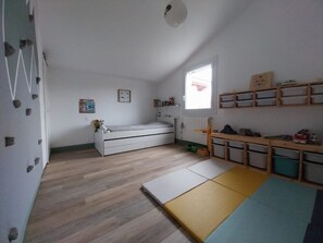 4 Schlafzimmer, WLAN, Bettwäsche