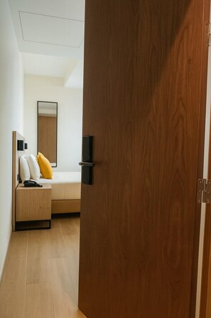 Comfort Double or Twin Room, Partial Sea View | In-room safe, desk, laptop workspace, blackout curtains