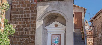 Nina's Guest House: Perfect 2-bedroom apartment with AC in charming Barbarano R.
