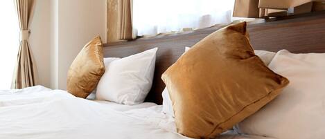 1 bedroom, iron/ironing board, internet