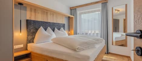 4 Schlafzimmer, Bügeleisen/Bügelbrett, Reisekinderbett, kostenloses WLAN
