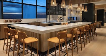 Element Seattle Downtown