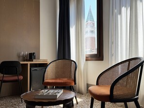 Superior suite | Verduisterende gordijnen, geluiddichte muren