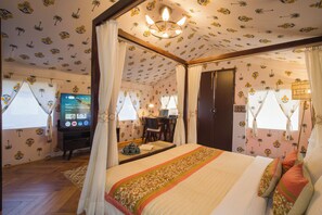 Villa, 5 habitaciones, vista al jardín | Tabla de planchar con plancha y wifi gratis 