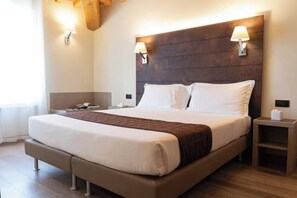 2 Schlafzimmer, Zimmersafe, kostenloses WLAN, Bettwäsche