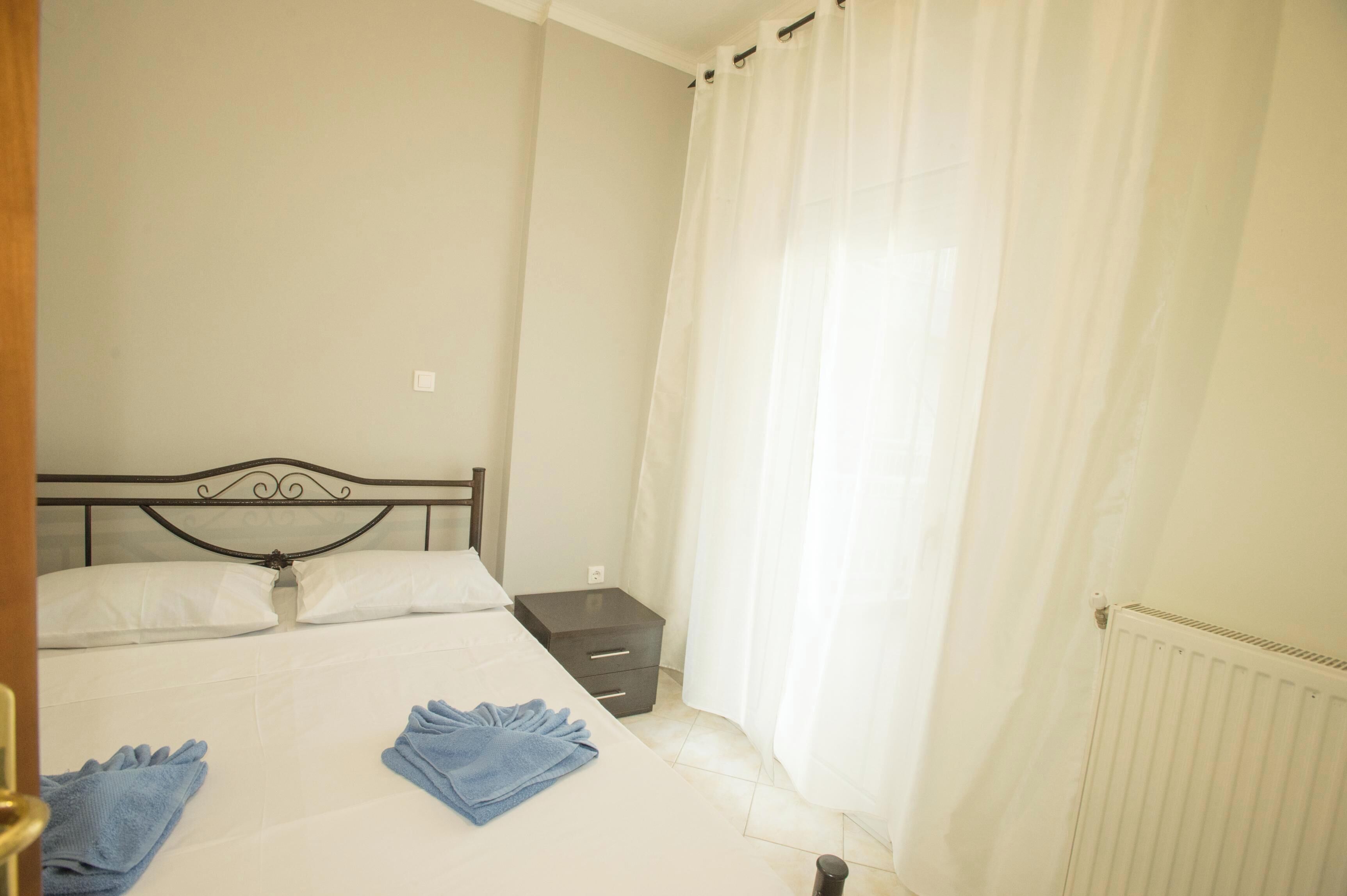 2 sovrum, strykjärn/strykbräda, wi-fi och sängkläder