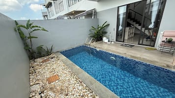 Piscine extérieure