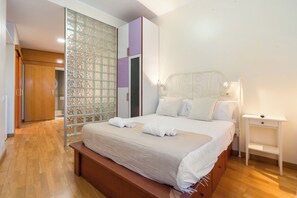 1 bedroom, desk, iron/ironing board, free WiFi