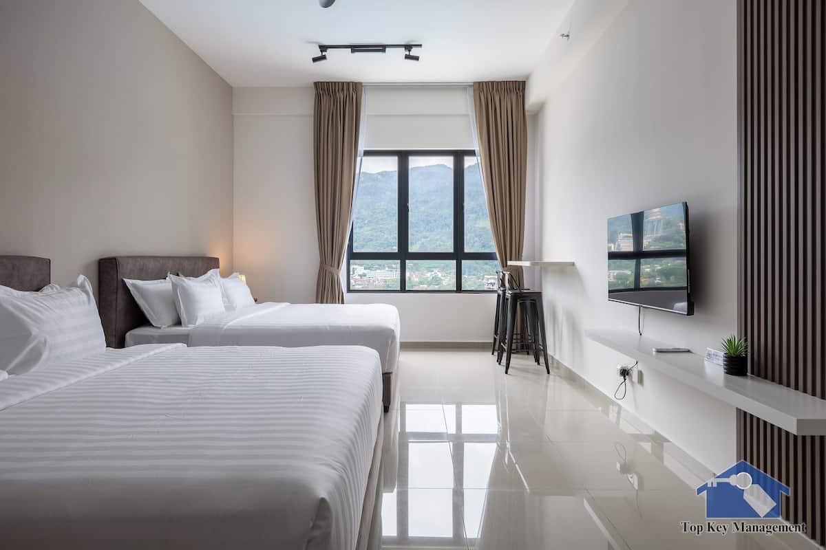 Deluxe Studio, City View | Free WiFi