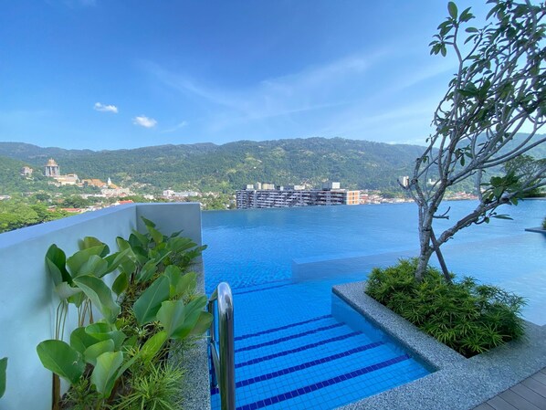 Appartement Deluxe, 3 chambres, vue ville | Wi-Fi gratuit