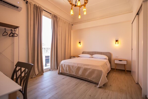 4 bedrooms, WiFi, bed sheets