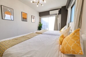 1 bedroom, iron/ironing board, internet