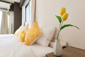 1 bedroom, iron/ironing board, internet