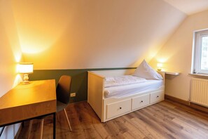 2 Schlafzimmer, Schreibtisch, kostenloses WLAN, Bettwäsche