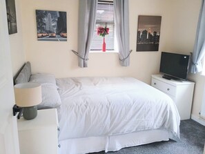 2 camere, ferro/asse da stiro, Wi-Fi, lenzuola