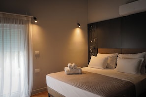Comfort Quadruple Room, 2 Double Beds | Individually decorated, free WiFi