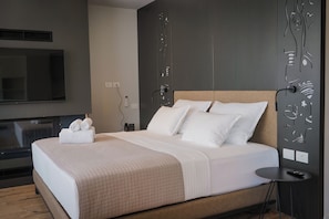 Junior Suite, City View | Frette Italian sheets, premium bedding, memory foam beds
