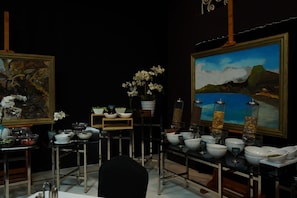 Daily buffet breakfast (EUR 16.5 per person)