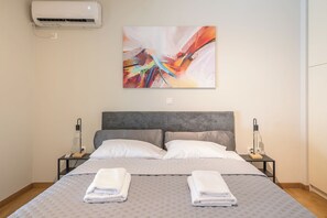 2 habitaciones, tabla de planchar con plancha, internet y ropa de cama 