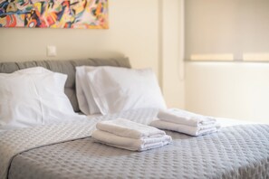 2 chambres, fer et planche à repasser, accès Internet, draps fournis