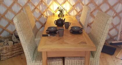 Jurta Cinghialotto Farm-based Camping Rasa - Centovalli