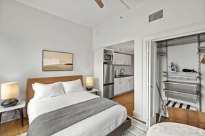 2 Schlafzimmer, Bügeleisen/Bügelbrett, kostenloses WLAN, Bettwäsche