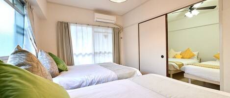 2 soverom, strykejern/-brett og internettilgang