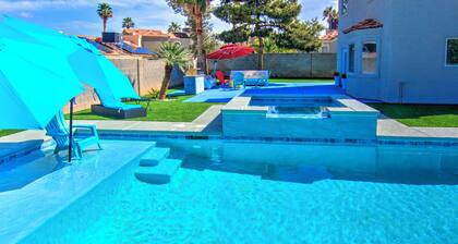 BEAUTIFUL HOUSE WITH NEW POOL/SPA