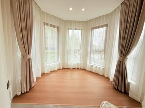 Apartment, 3 Bedrooms, Accessible, Balcony | 3 bedrooms