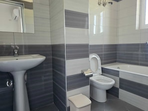 Handdoeken, zeep, shampoo, toiletpapier