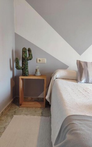 5 Schlafzimmer, Bügeleisen/Bügelbrett, Internetzugang, Bettwäsche