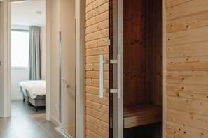 3 habitaciones, cuna de viaje, wifi gratis y ropa de cama