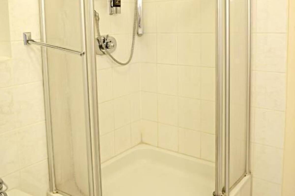 Single Room, Courtyard View | Desk, free WiFi