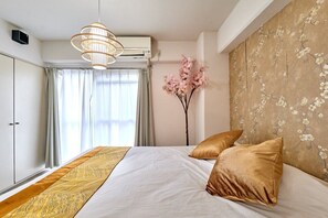 1 bedroom, iron/ironing board, WiFi