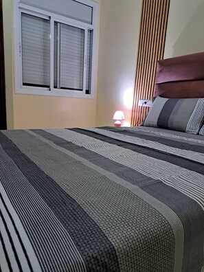 Apartamento, 2 habitaciones, fumadores, vistas al jardín | 2 dormitorios