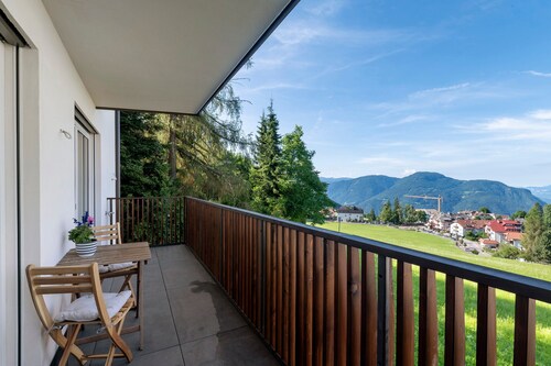 Apartment 'Anna' with Mountain Views, RittenCard Included