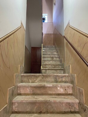 House, 3 Bedrooms | Property entrance