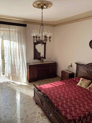 3 bedrooms - Charming Historic Villa in Vita, Sicily - Your Home Away From Home (Vita)