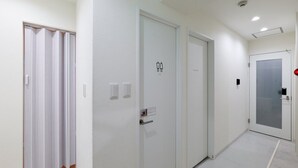 Uklassifisert bilde, 2 av 49, knapp
