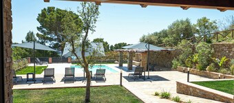 Apartamento 'Lavanda con Piscina' con vistas al mar, Wi-Fi y aire acondicionado