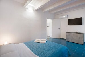 1 camera, ferro/asse da stiro, Wi-Fi, lenzuola