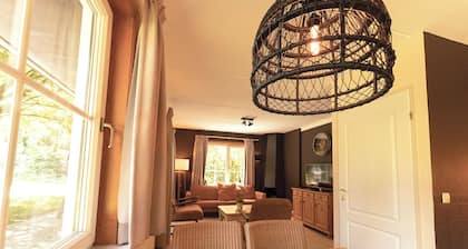 Comfortable and fully equipped apartment located by forest