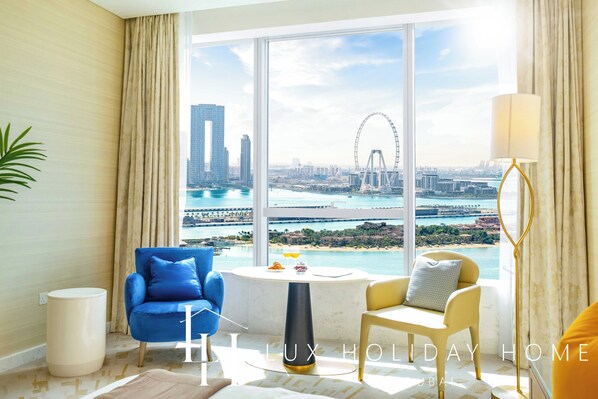 Studio, Sea View | Living area - LUX Iconic Views at Palm Tower Studio (Dubai)