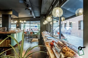 Daily buffet breakfast (EUR 13.5 per person)