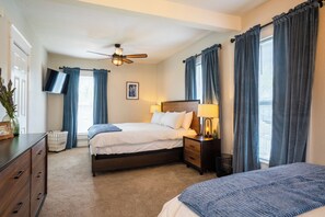 3 bedrooms, iron/ironing board, free WiFi, bed sheets